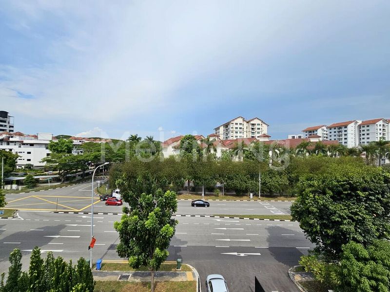 7 Bed Semi-Detached House (Landed) for Sale in  Tropical Spring - Image 9